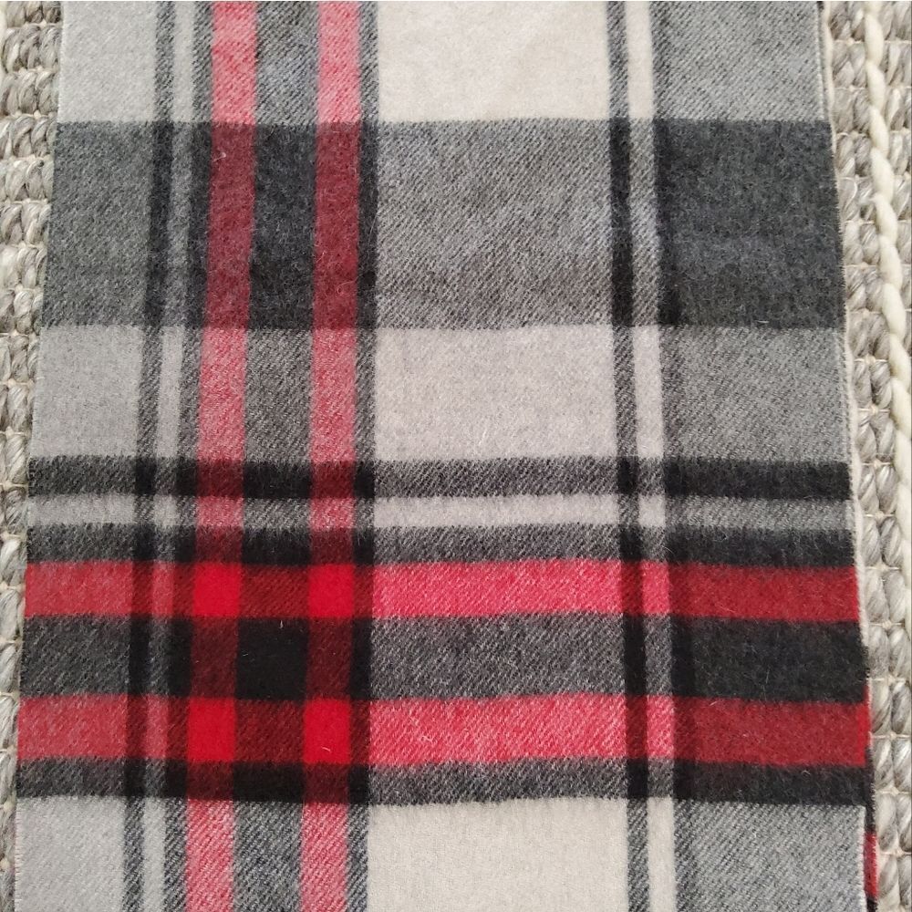 Louisa Perini Cashmere Plaid Scarf Size 12"×60"